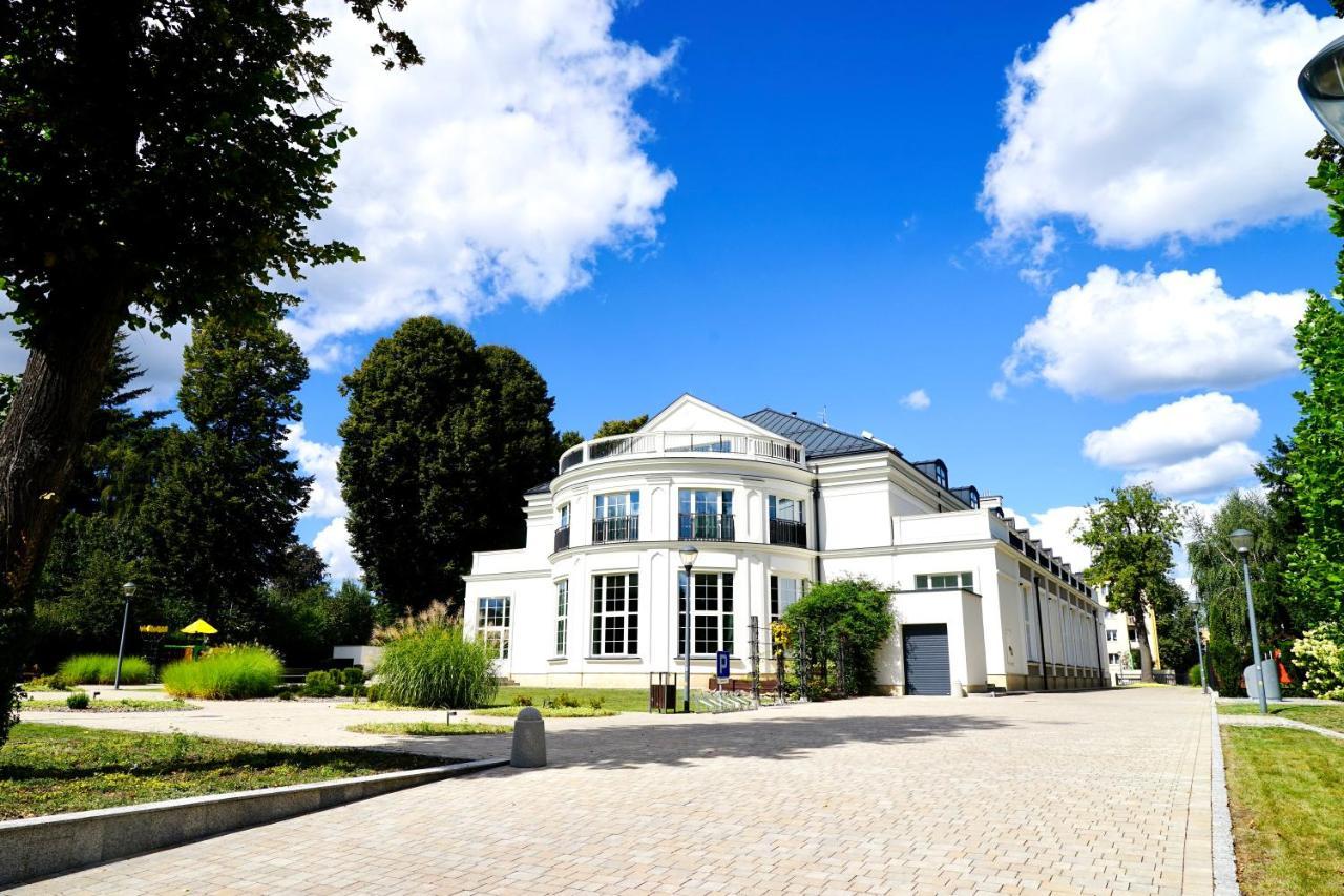Hotel Sokol Wellness & Spa Lancut Exterior photo